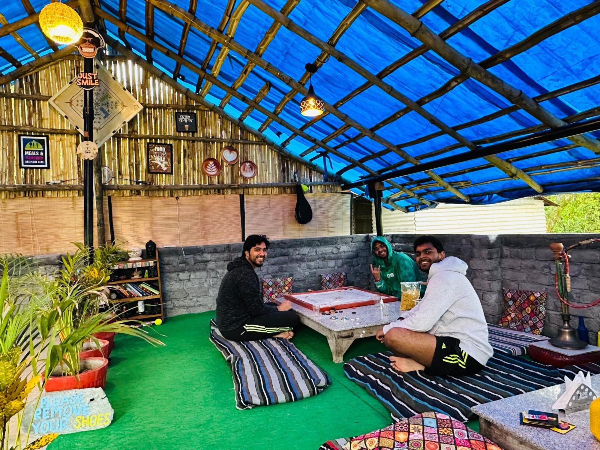 Dreamwoods A Travellers Farm Hostel Dharamshala Exterior photo