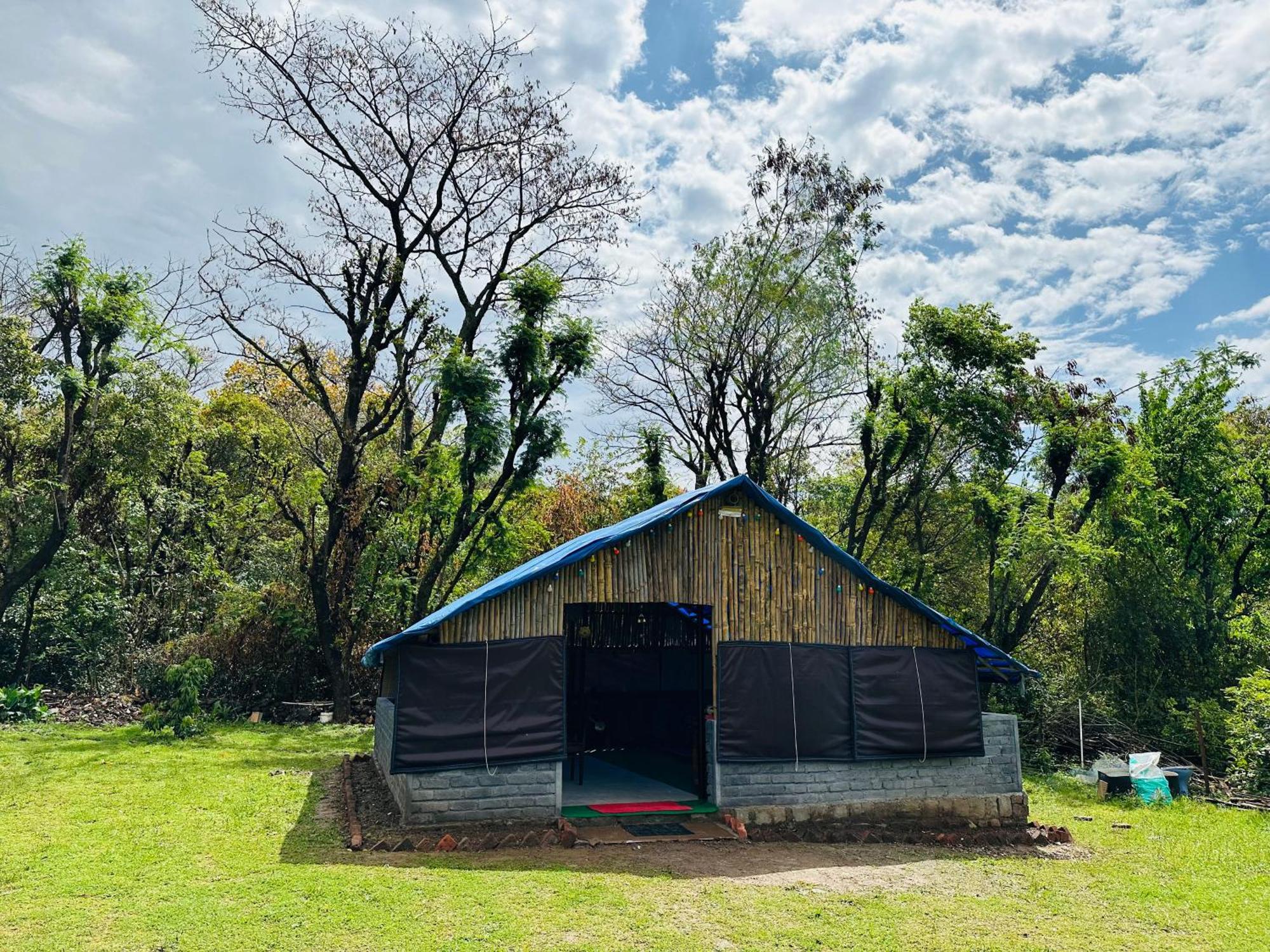 Dreamwoods A Travellers Farm Hostel Dharamshala Exterior photo